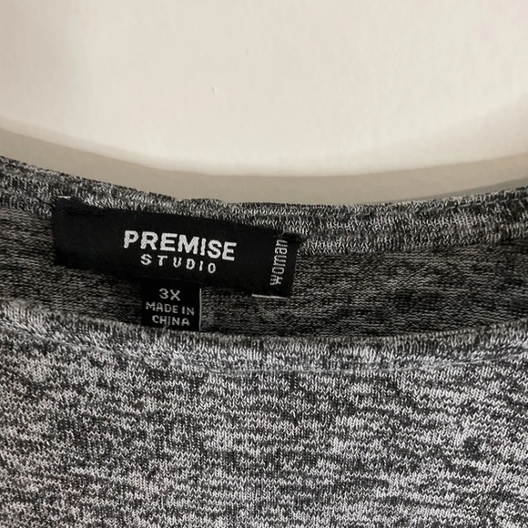 3X Women’s Black And White Long Sleeve Pullover Shirt By Premise Studio - Picture 3 of 6